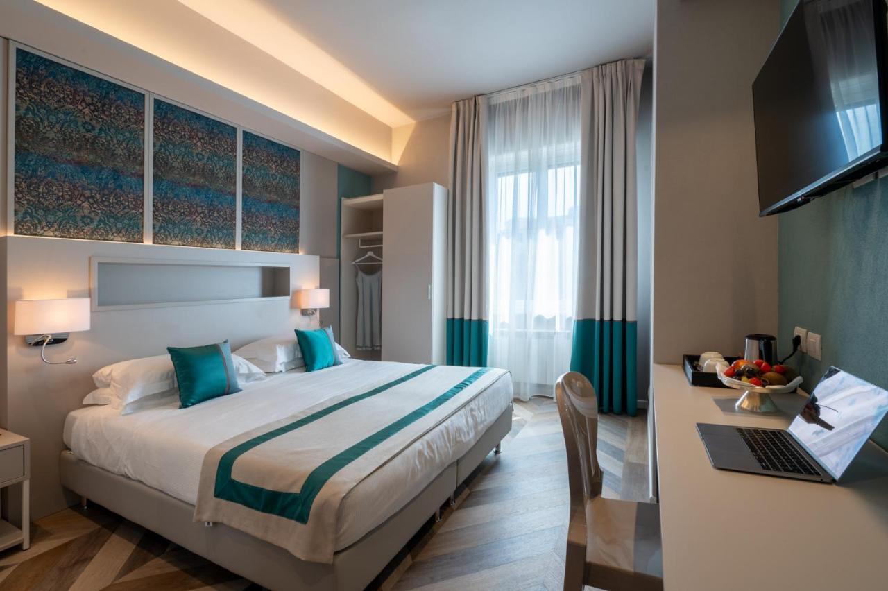 Hotel Monte Rosa Chiavari Buitenkant foto