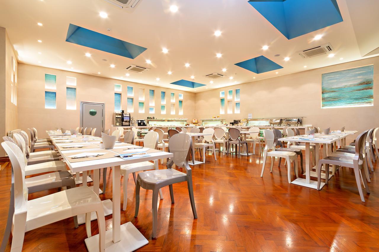 Hotel Monte Rosa Chiavari Buitenkant foto